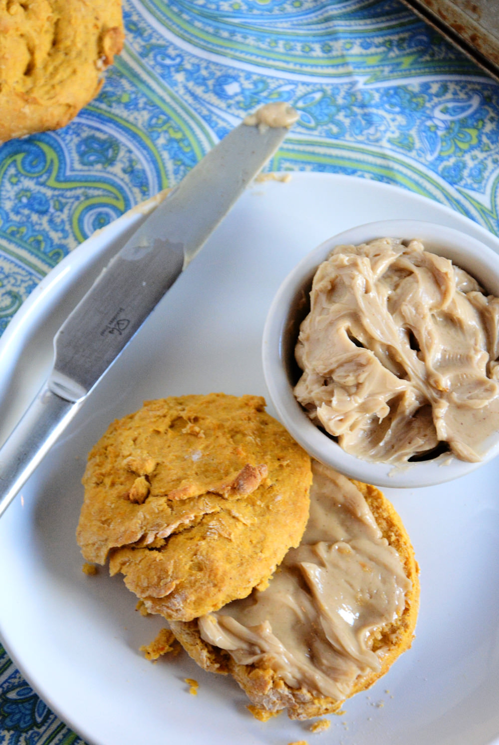 Sweet Potato Biscuits with Cinnamon Maple Butter | The Housewife in Training Files