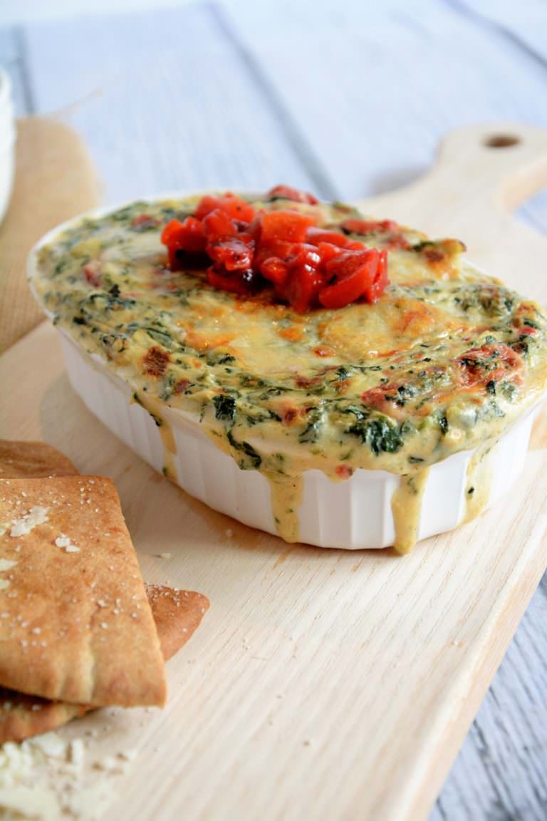 Roasted Garlic Spinach & Artichoke Dip with Garlic Pita Chips
