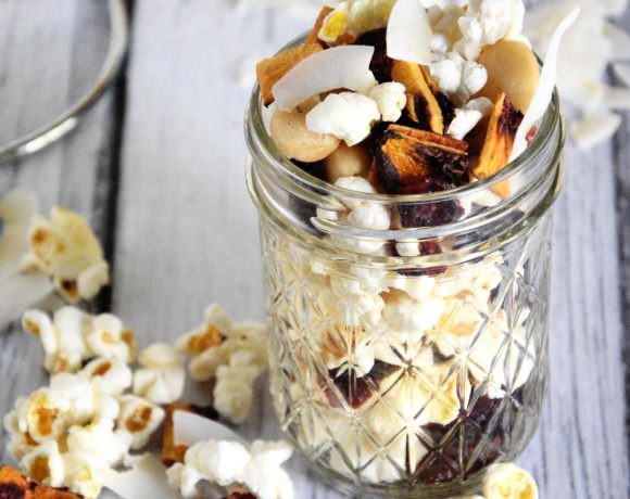 Peach Colada Popcorn Snack Mix {#NatureBox} | The Housewife in Training Files