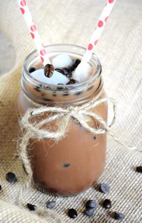 Salted Chocolate Iced Coffee | A healthier coffee house inspired drink with espresso, chocolate and touch of sea salt! #coffee #healthy #chocolate #glutenfree