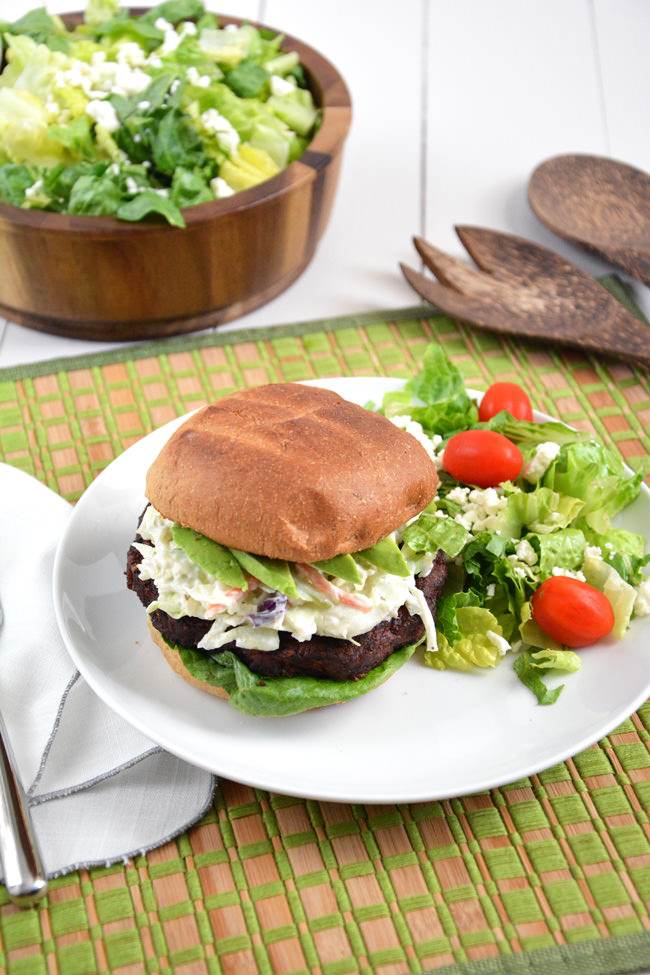 {15 Minute} Spicy Black Bean Burgers with Blue Cheese Coleslaw | This dinner will be ready in no time! #vegetarian #burger #coleslaw #avocado #healthy