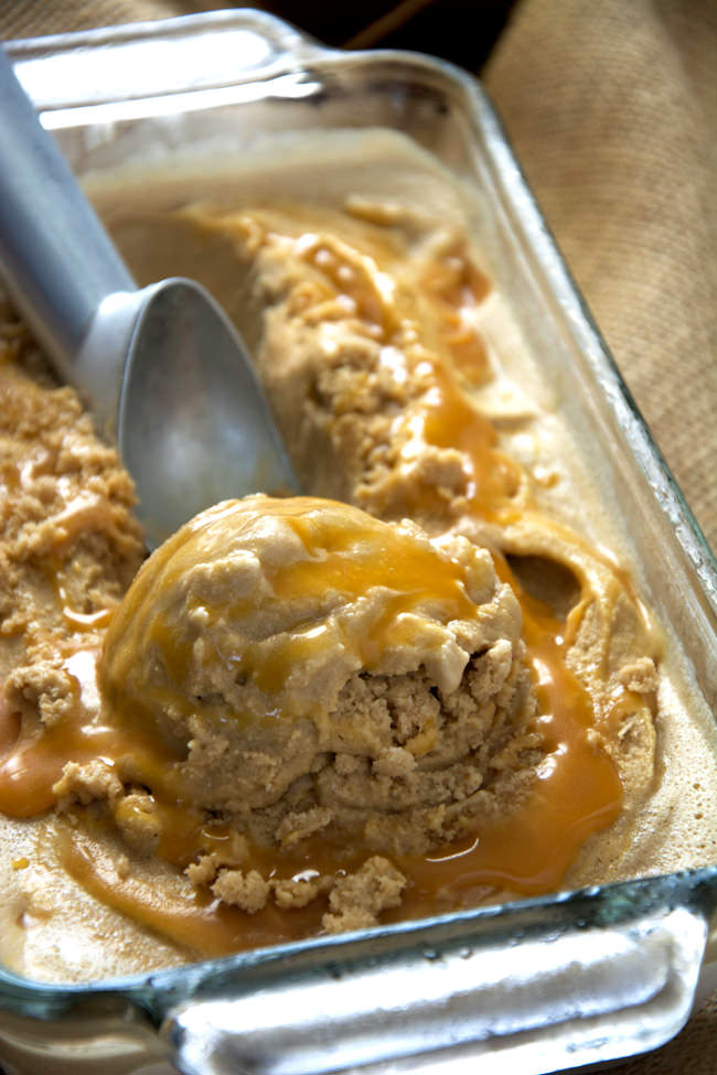 Caramel Macchiato Ice Cream with Homemade Caramel Drizzle | An easy coffee house inspired ice cream made with iced coffee and coconut milk! #icecream #healthy #caramel