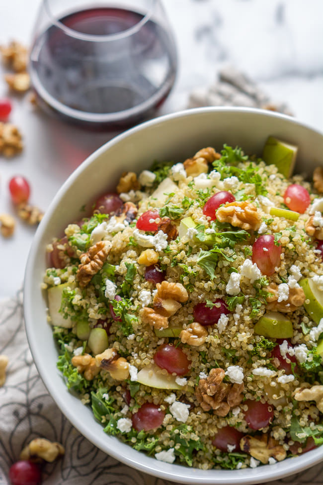 Walnut, Grape & Kale Quinoa Salad with White Balsamic Dressing is a salad that is perfect to make ahead and is filled with sweet, savory, nutty grains and greens to keep you healthy and full! 