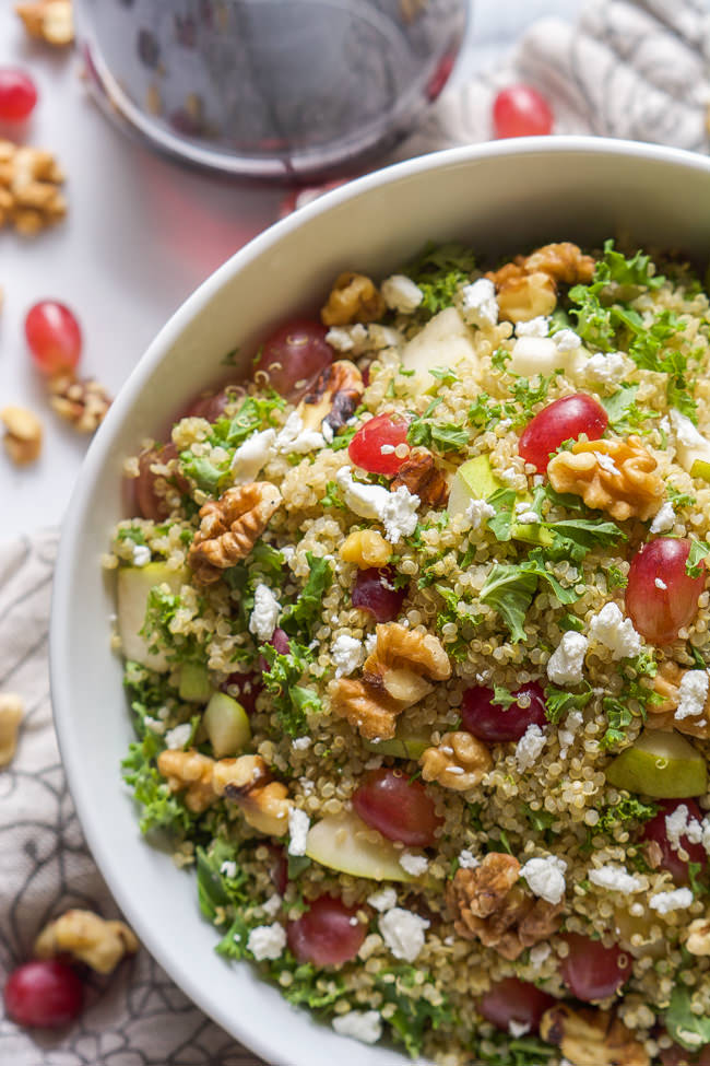 Walnut, Grape & Kale Quinoa Salad with White Balsamic Dressing is a salad that is perfect to make ahead and is filled with sweet, savory, nutty grains and greens to keep you healthy and full! 