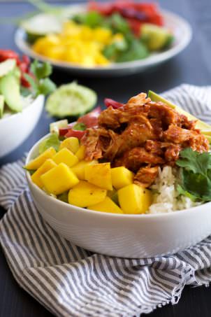 Mango, Black Bean & BBQ Chicken Rice Lettuce Bowls with Chile Lime Vinaigrette are a quick meal filled with fruit, spice and so many flavors!