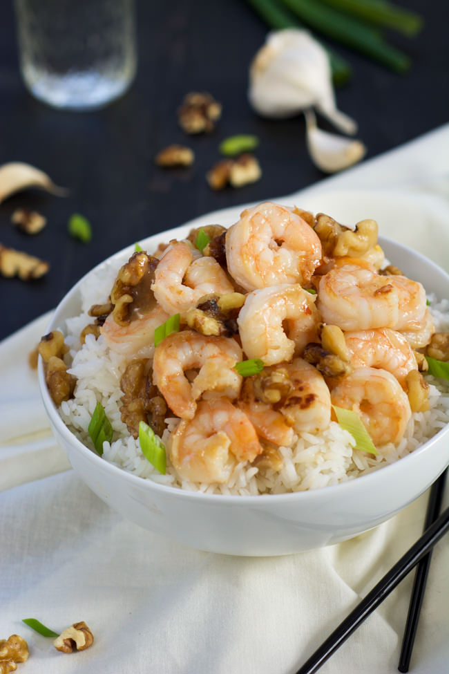 Skip takeout and make this Skinny Honey Walnut Shrimp that is tossed a creamy, spicy and sweet sauce then finished with lightly candied walnuts! Ready and on your table in under 30 minutes!