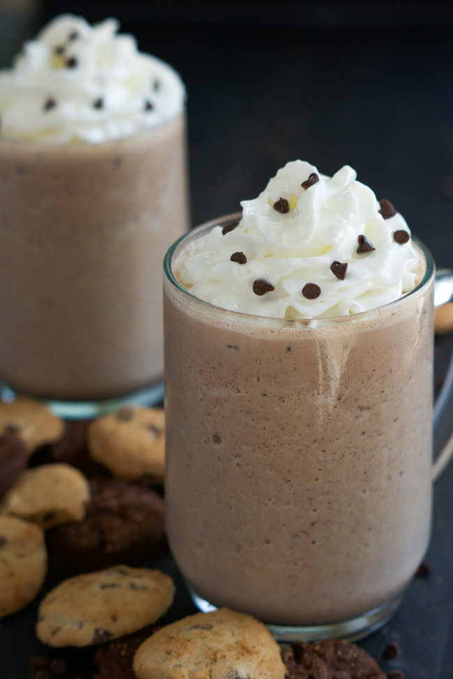 Indulge this Skinny Double Chocolate Chip Cookies and Cream Frappuccino for dessert to enjoy cookies and a milkshake all in one sip!