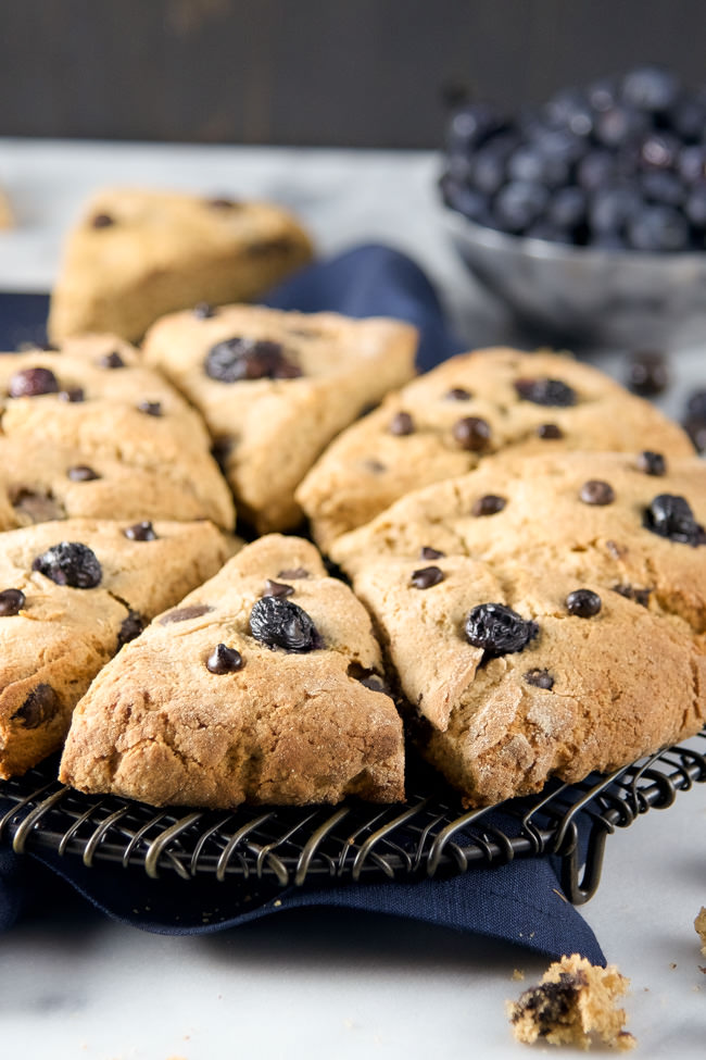 Dark Chocolate Blueberry Whole Wheat Scones are chewy, filled with whole grains, chocolate and juicy blueberries!