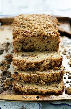 Dark Chocolate Chunk Banana Bread with Oatmeal Streusel is tender, sweet, filled with dark chocolate chunks and a crunchy, irresistible streusel topping!