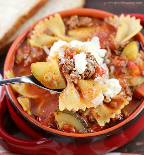 Celebrate cooler weather with an One-Pot Easy Lasagna Soup! It’s the perfect comfort food dinner that’s a family-pleaser, and all cooked in one pot!