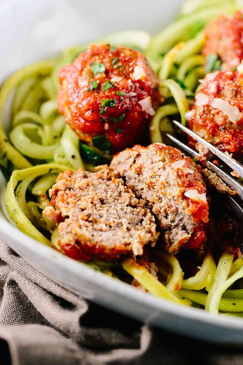 Slow Cooker Italian Meatballs with Spiralized Noodles | Jessica Gavin