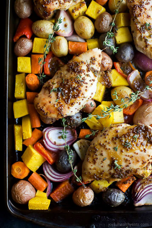 Sheet Pan Honey Mustard Chicken & Vegetables a meal that’s healthy, easy, absolutely delicious, only 30 minutes and such an easy clean up!